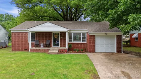 5142 S Trenton Ave, Tulsa, OK 74105