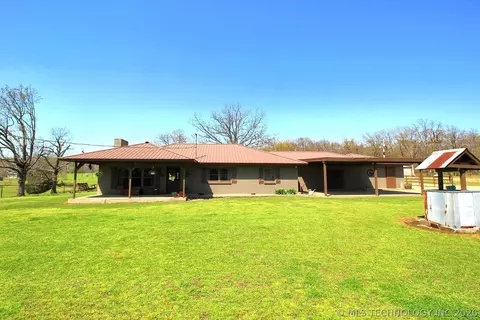 465501 E 800 Rd, Stilwell, OK 74960