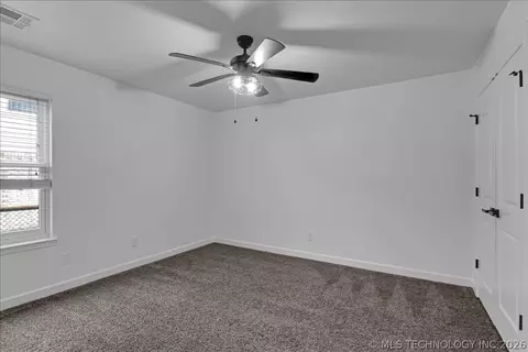 Bedroom - 1701 E Granger St, Broken Arrow, OK 74012 photo 3 of 4