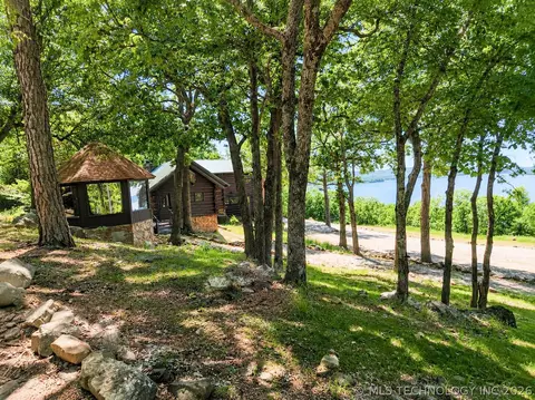 178 N Bk 1900 Rd, Eufaula, OK 74432