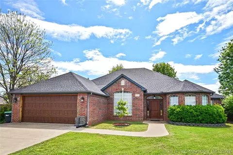 3885 Lexington Ave, Tahlequah, OK 74464
