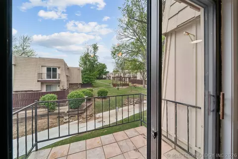 Exterior - 4323 E 68th Street 614, Tulsa, OK 74136 photo 2 of 2