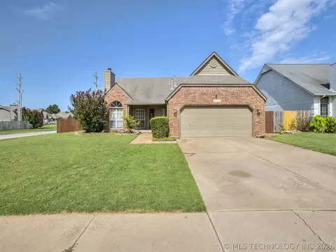 11334 S 106th East Ave, Bixby, OK 74008