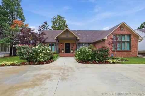 2131 E 31st St, Tulsa, OK 74105