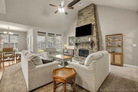 Living - 18223 E 49th Pl S, Tulsa, OK 74134 photo 1 of 2