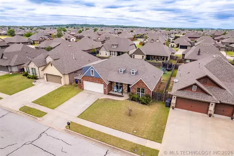 View/Area - 18223 E 49th Pl S, Tulsa, OK 74134 photo 1 of 5