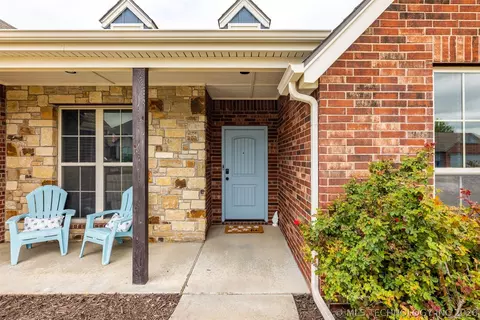 Exterior - 18223 E 49th Pl S, Tulsa, OK 74134 photo 4 of 11