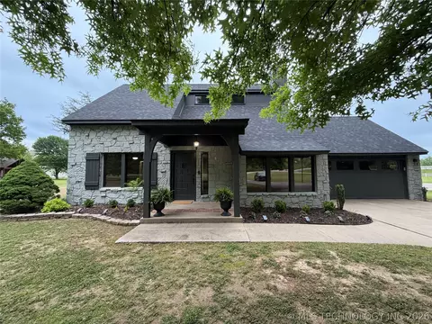 10817 Sahoma Lake Rd, Sapulpa, OK 74066