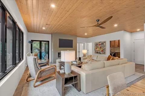 Living - 139 091 Rd, Eucha, OK 74342 photo 15 of 19