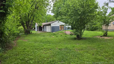 2915 E Ute St, Tulsa, OK 74110 photo 4