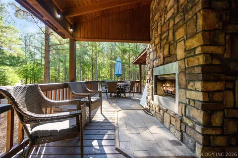 Exterior - 81 Bent Pine Trl, Broken Bow, OK 74728 photo 4 of 5