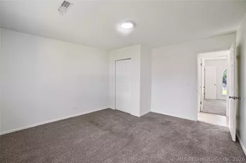 Bedroom - 11863 E 62nd St, Broken Arrow, OK 74012 photo 4 of 4