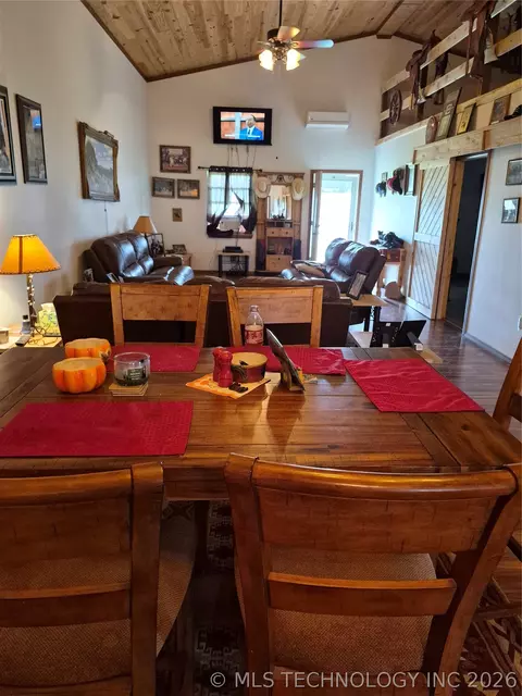 Dining - 105897 S 4170, Checotah, OK 74426 photo 2 of 2