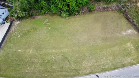 5117 E 78th Pl, Tulsa, OK 74136