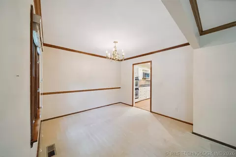 3430 E 85th Pl, Tulsa, OK 74137 photo 9