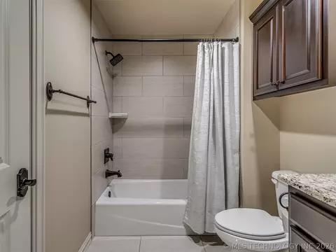 Bath - 5902 E 110th Pl, Tulsa, OK 74137 photo 15 of 16