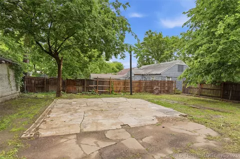 Exterior - 2715 Haskell St, Tulsa, OK 74110 photo 6 of 7