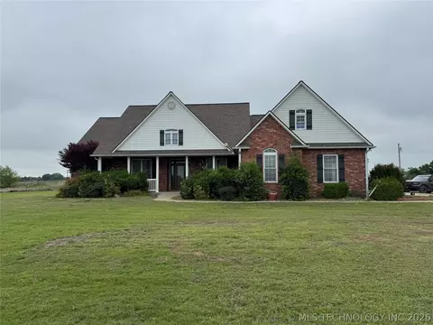 7214 Ew 132nd Rd, Holdenville, OK 74848