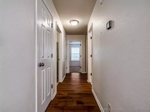 Entry Way - 8535 E 82nd St, Tulsa, OK 74133 photo 3 of 4