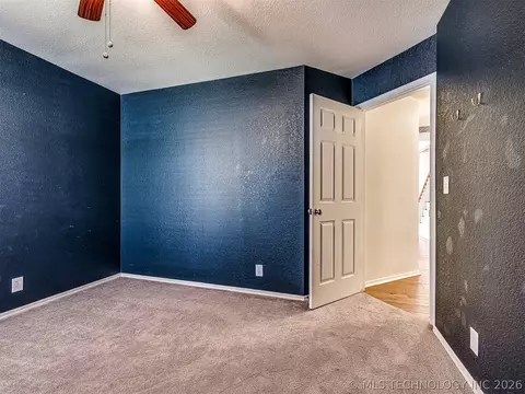 Bedroom - 8535 E 82nd St, Tulsa, OK 74133 photo 6 of 9