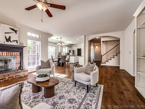Living - 8535 E 82nd St, Tulsa, OK 74133 photo 4 of 4