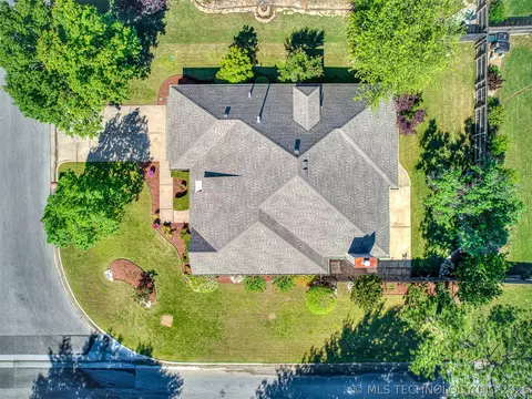 View/Area - 8535 E 82nd St, Tulsa, OK 74133 photo 5 of 5