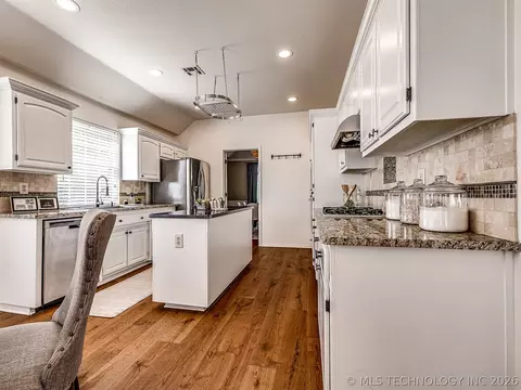 Kitchen - 8535 E 82nd St, Tulsa, OK 74133 photo 1 of 3