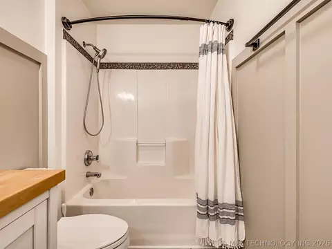 Bath - 8535 E 82nd St, Tulsa, OK 74133 photo 4 of 4