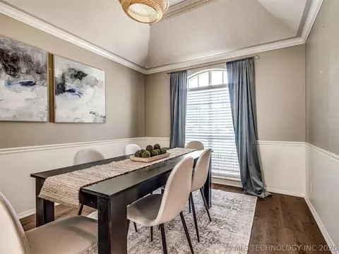 Dining - 8535 E 82nd St, Tulsa, OK 74133 photo 4 of 4