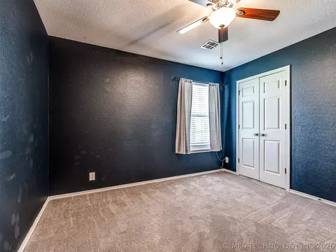 Bedroom - 8535 E 82nd St, Tulsa, OK 74133 photo 5 of 9