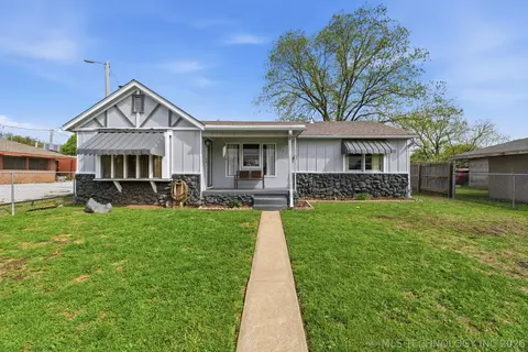 707 W Caddo St, Cleveland, OK 74020