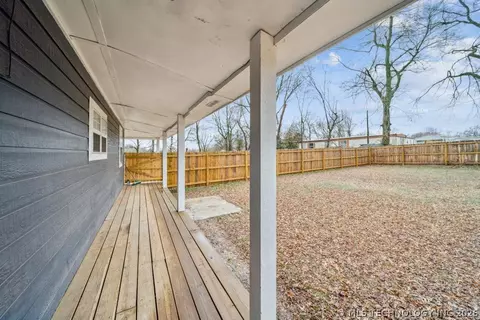 Exterior - 396 Cherokee Ln, Bluejacket, OK 74333 photo 5 of 5