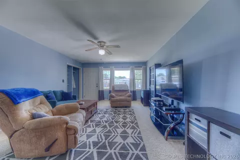 Living - 10107 E 22nd Pl, Tulsa, OK 74129 photo 1 of 4