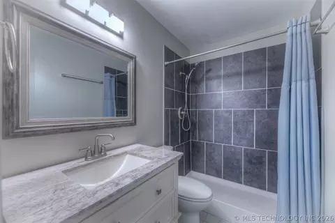 Bath - 10107 E 22nd Pl, Tulsa, OK 74129 photo 2 of 2