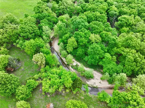 6456 Watson Rd, Sulphur, OK 73086