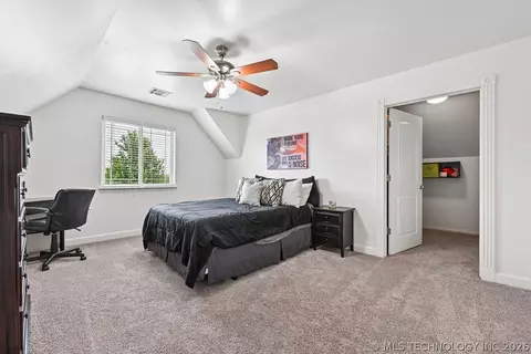 Bedroom - 21192 E 112th St S, Broken Arrow, OK 74014 photo 8 of 11