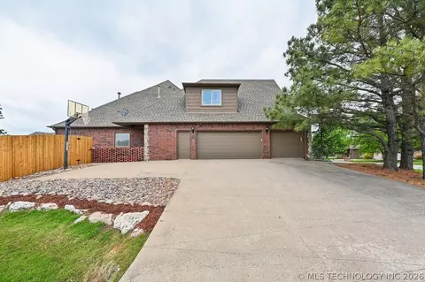 Exterior - 21192 E 112th St S, Broken Arrow, OK 74014 photo 16 of 16