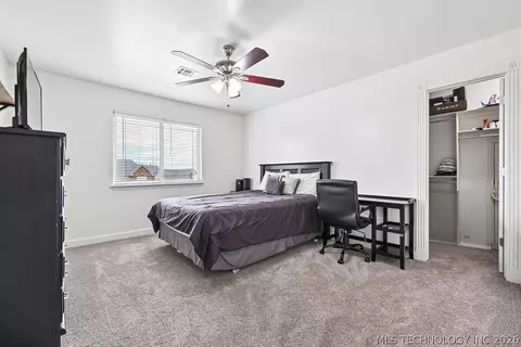 Bedroom - 21192 E 112th St S, Broken Arrow, OK 74014 photo 10 of 11