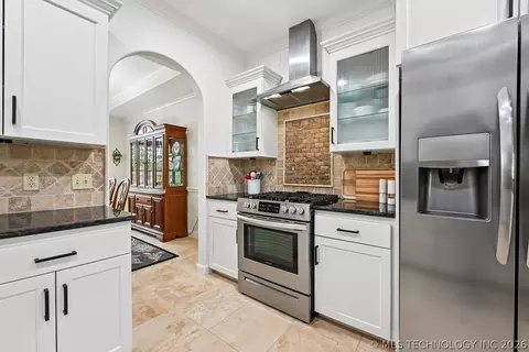 Kitchen - 21192 E 112th St S, Broken Arrow, OK 74014 photo 4 of 7