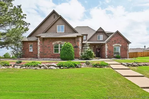 Exterior - 21192 E 112th St S, Broken Arrow, OK 74014 photo 14 of 16