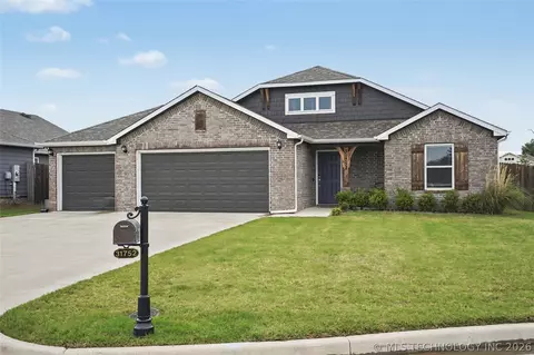 31752 E 62nd Pl S, Broken Arrow, OK 74014