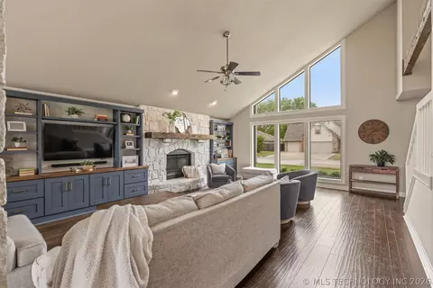 1119 E Dover St, Broken Arrow, OK 74012 photo 32