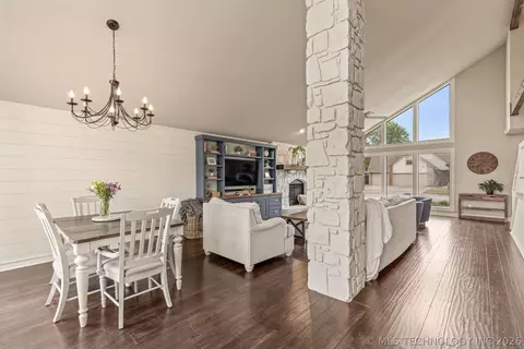 1119 E Dover St, Broken Arrow, OK 74012 photo 35