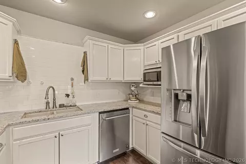 1119 E Dover St, Broken Arrow, OK 74012 photo 7