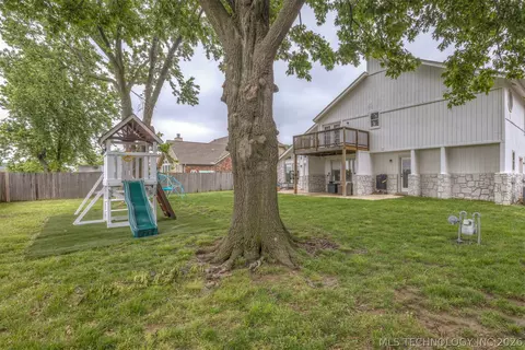 1119 E Dover St, Broken Arrow, OK 74012 photo 58
