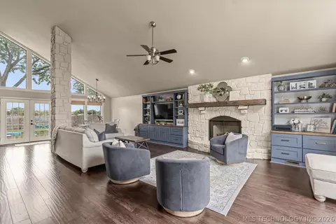 1119 E Dover St, Broken Arrow, OK 74012 photo 4