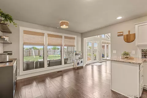 1119 E Dover St, Broken Arrow, OK 74012 photo 42