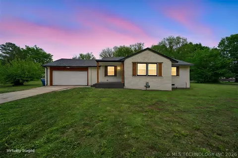 418 S Brewer St, Vinita, OK 74301