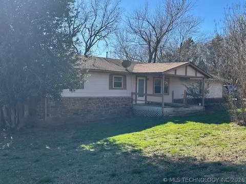 31716 E 723 Dr, Wagoner, OK 74467