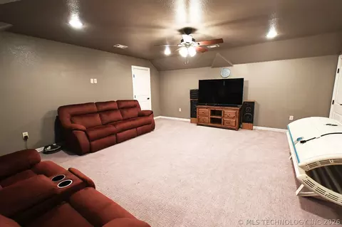 451877 E 958, Vian, OK 74962 photo 18